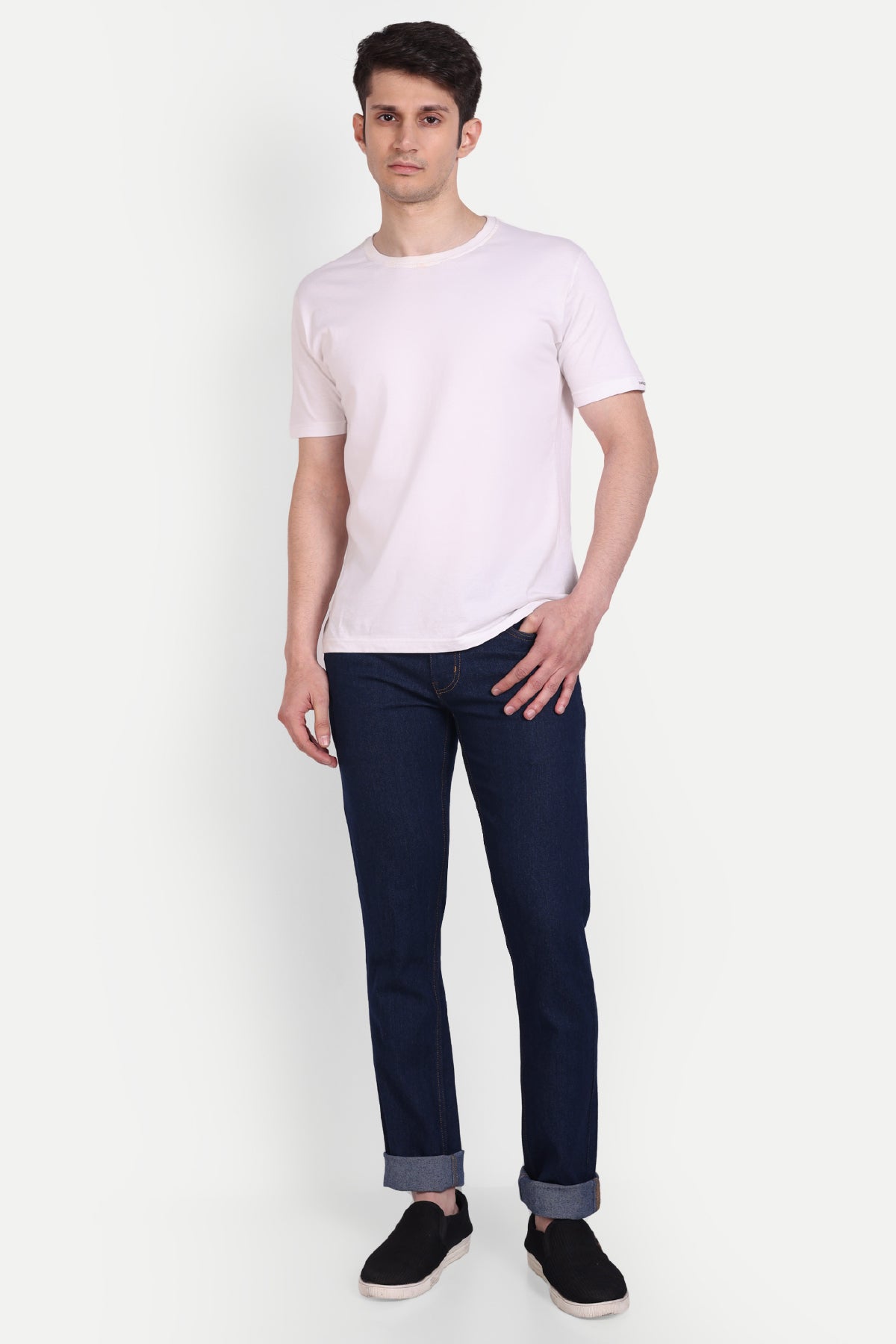 Classic Dark Blue Denim Jeans with Sleek Modern Fit