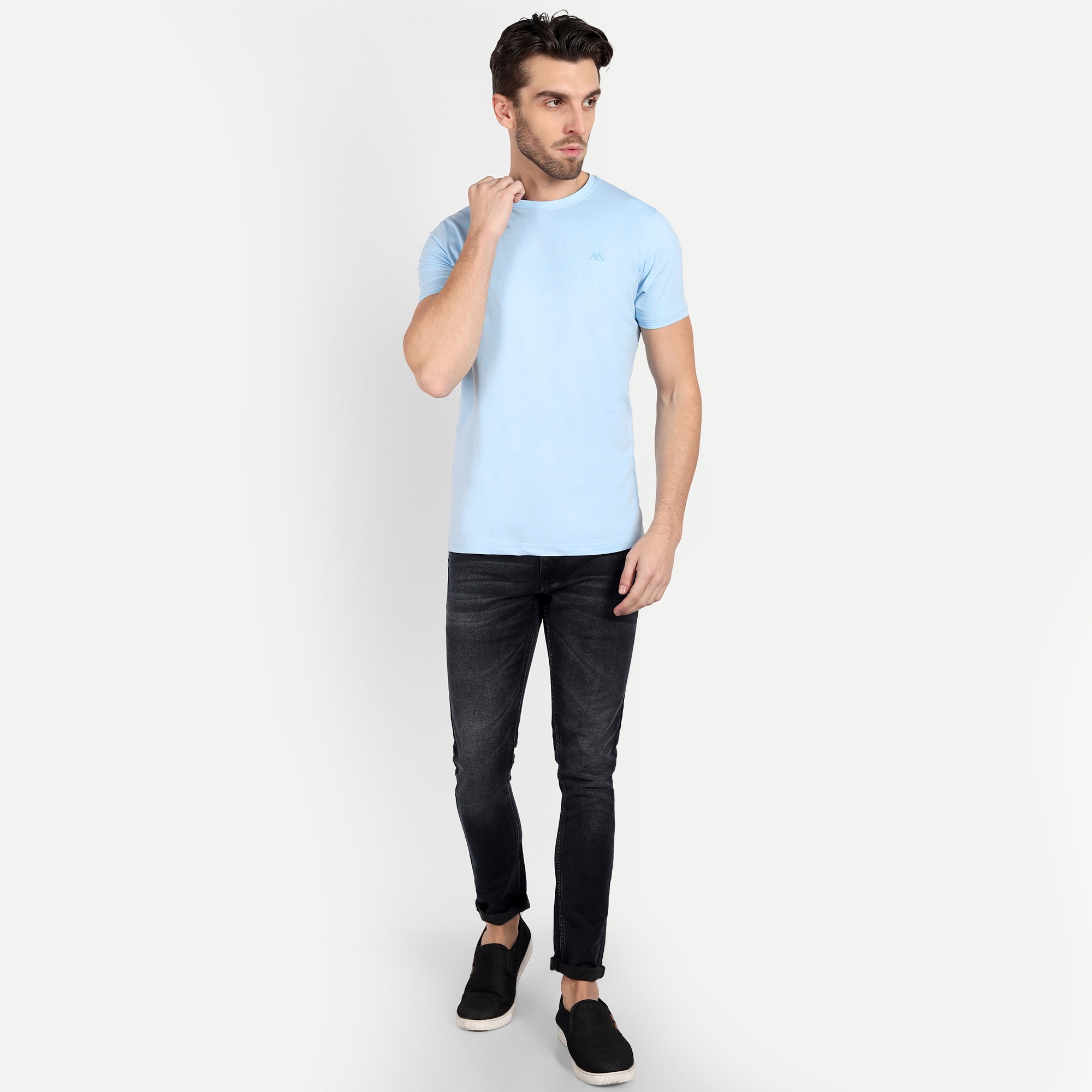 Men's Solid Sky Blue Round Neck T-Shirt