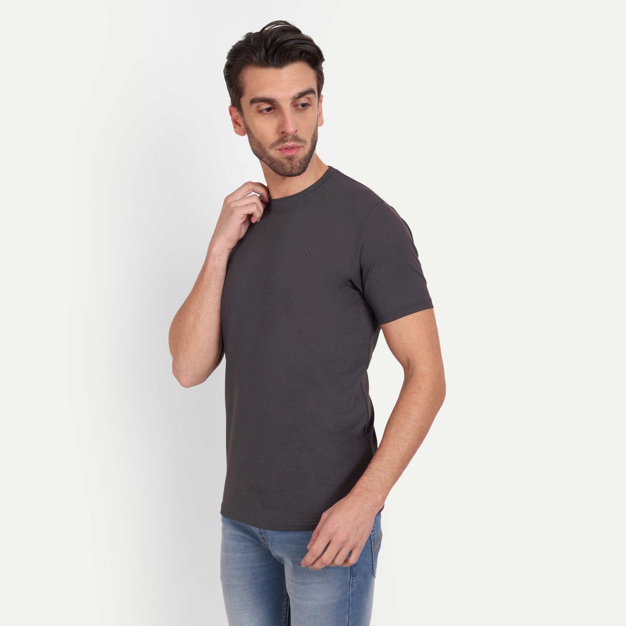 Men's Solid Dark Grey Round Neck T-Shirt