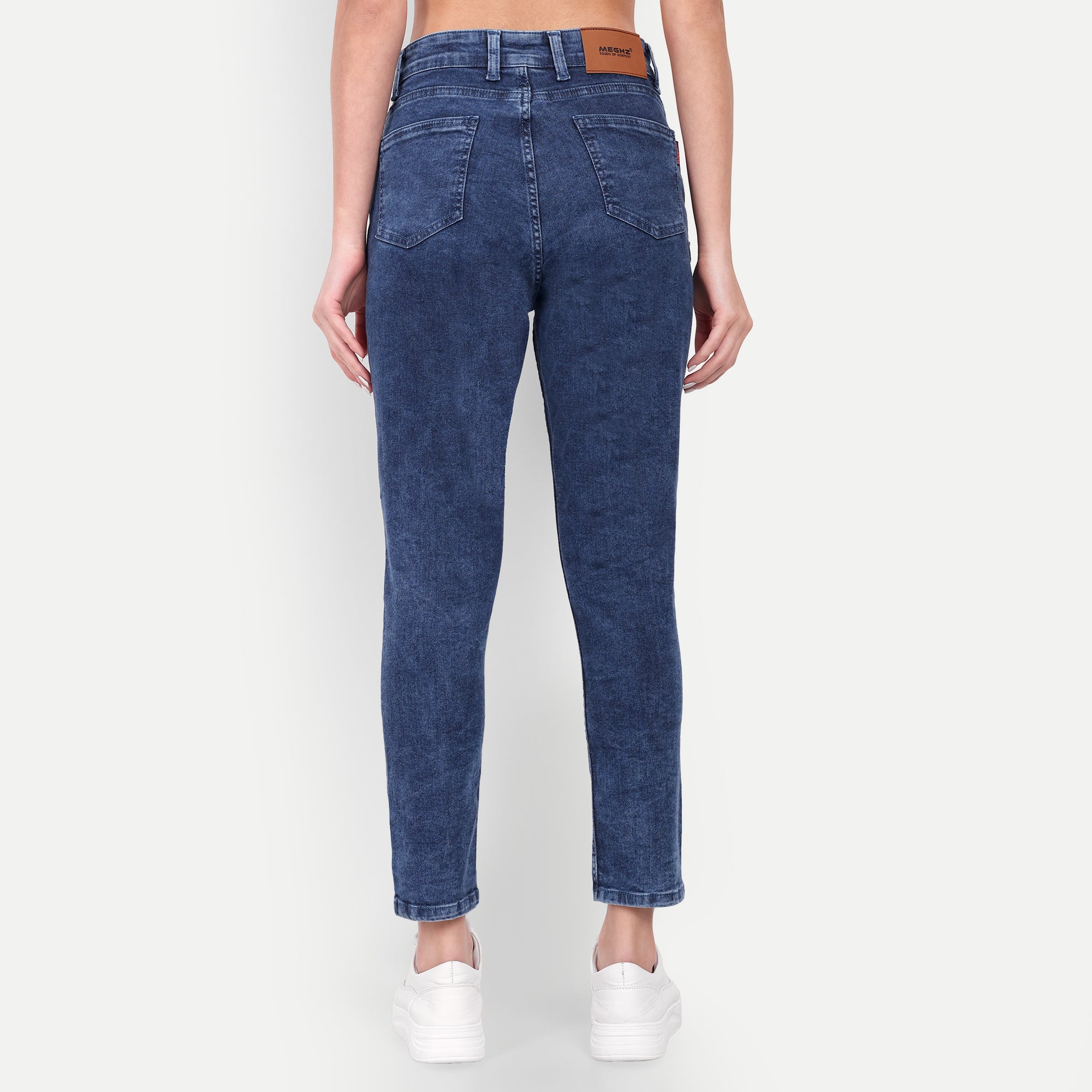 Women’s Straight Fit Blue Denim Jeans