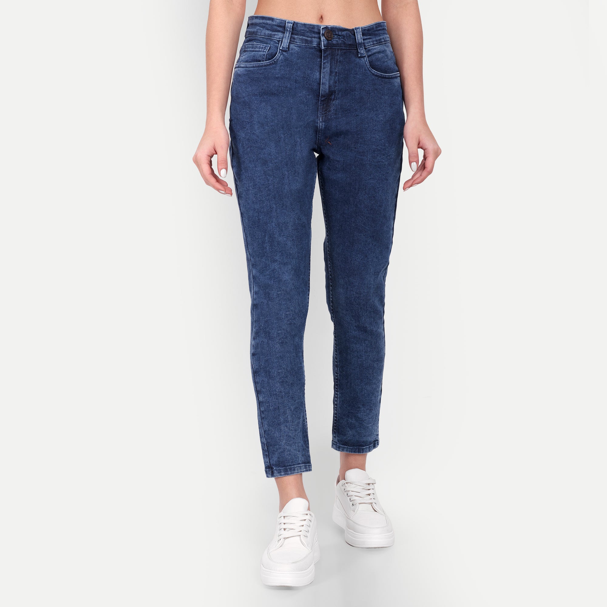 Women’s Straight Fit Blue Denim Jeans