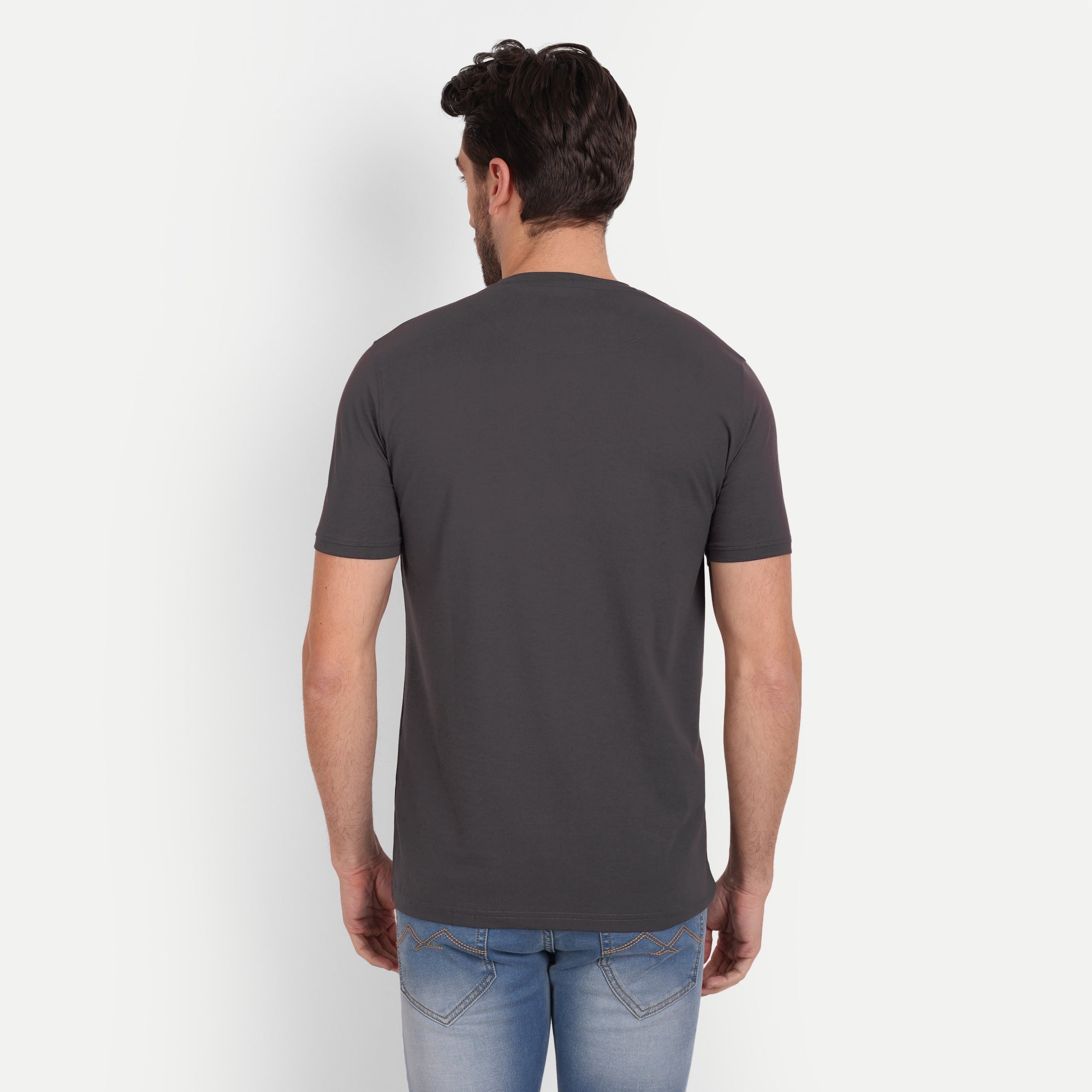 Men's Solid Dark Grey Round Neck T-Shirt