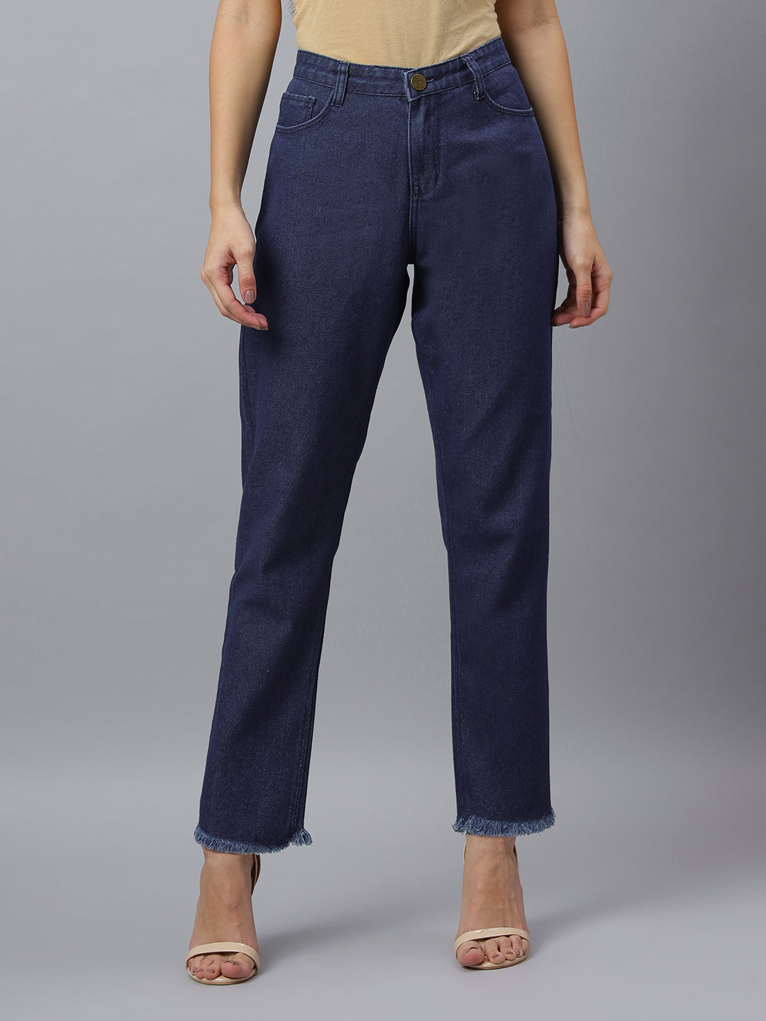 Women Cropped Straight Fit Mid-Rise Jeans