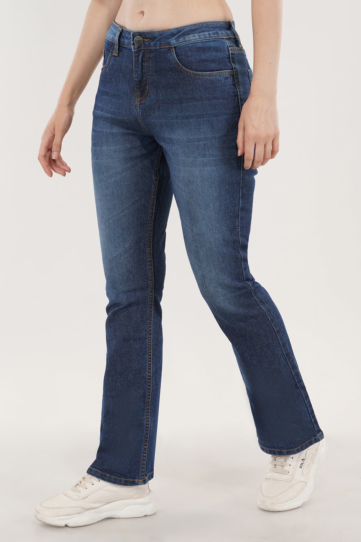Women Cloud Bootcut jeans