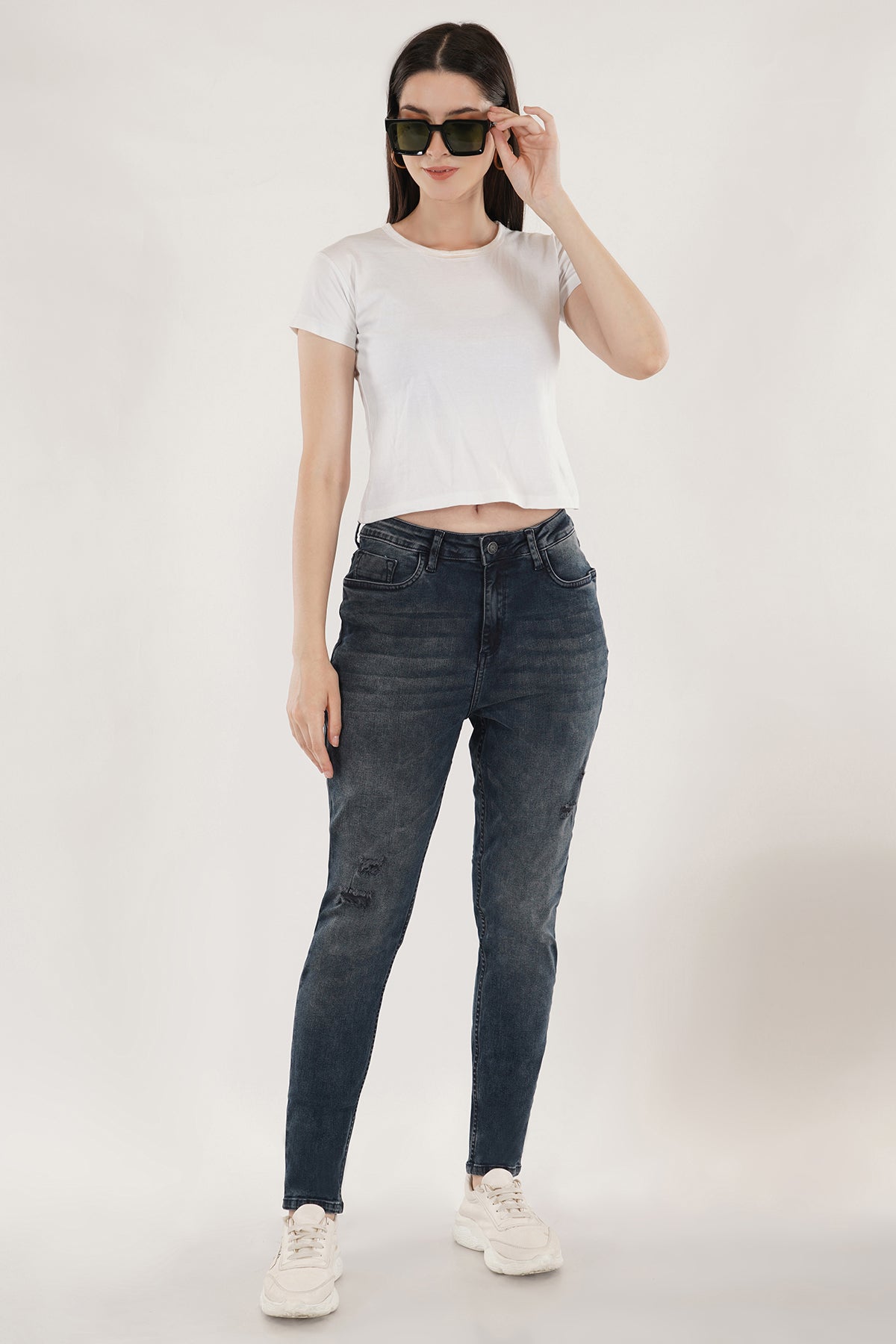 Women Dark Smokey Distressed Skinny High Rise Jeans