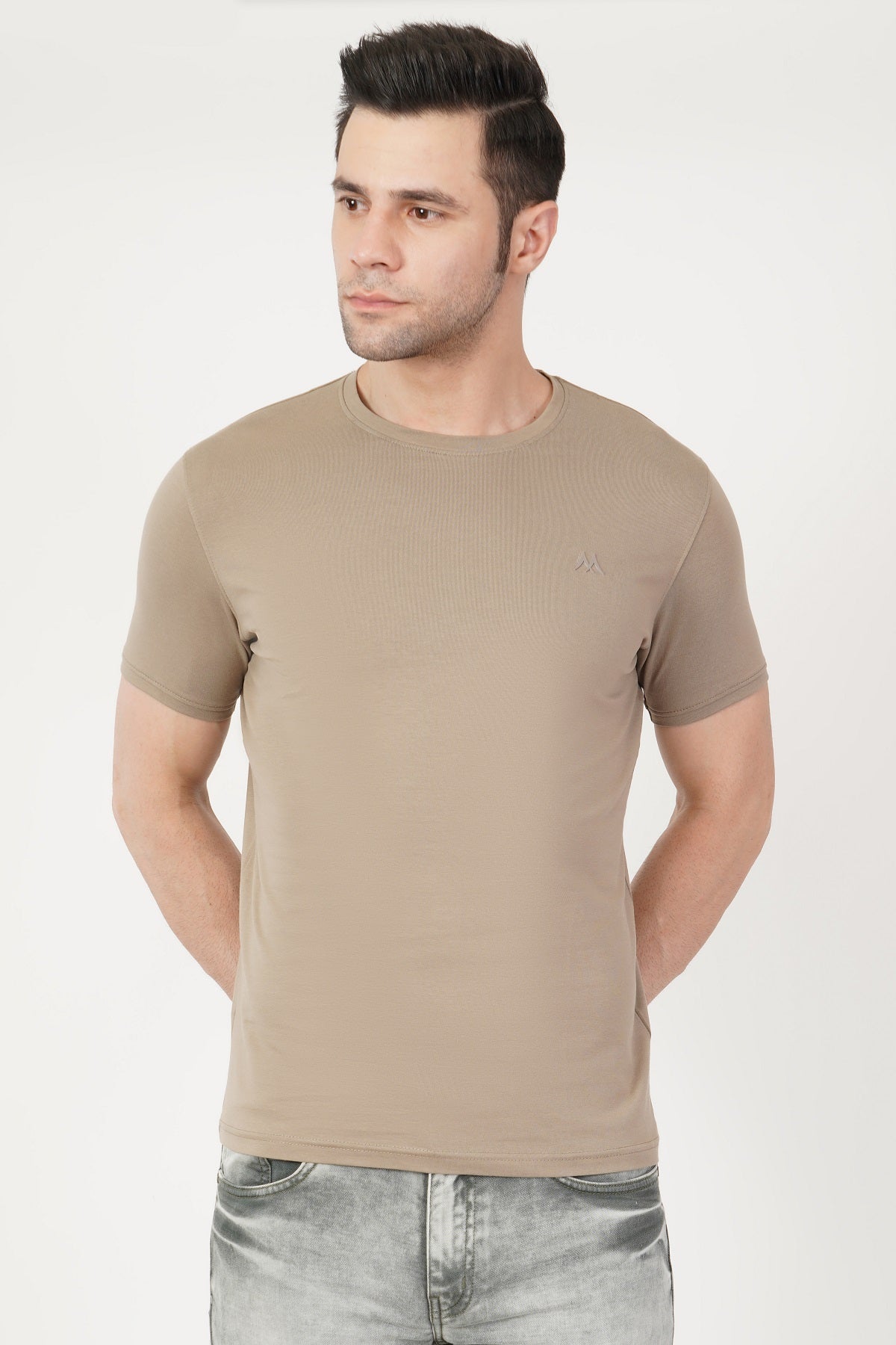 Solid Men Round Neck Trutle Shell T-Shirt