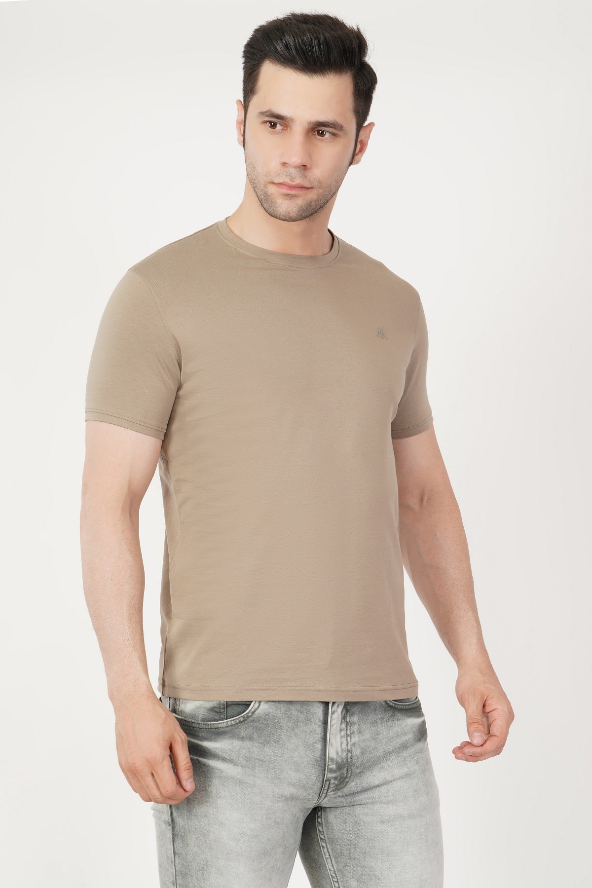 Solid Men Round Neck Trutle Shell T-Shirt